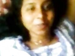 Tamil Beautiful Mallu hot girl beautiful talk with lover and showing cunt - Wowmoyback